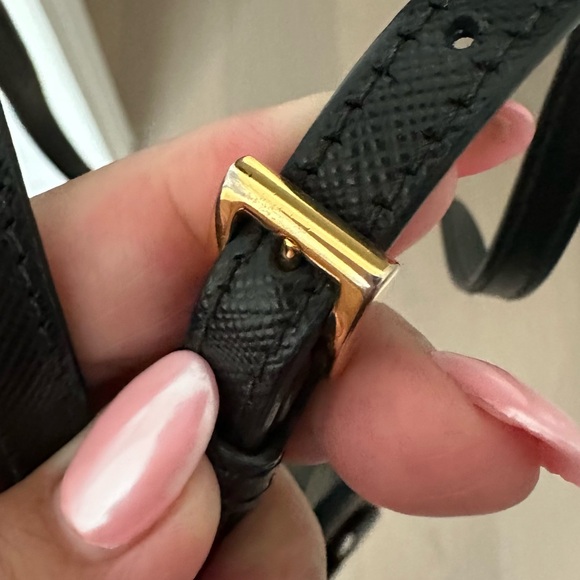 Prada Black Saffiano Bow crossbody - Picture 14 of 15